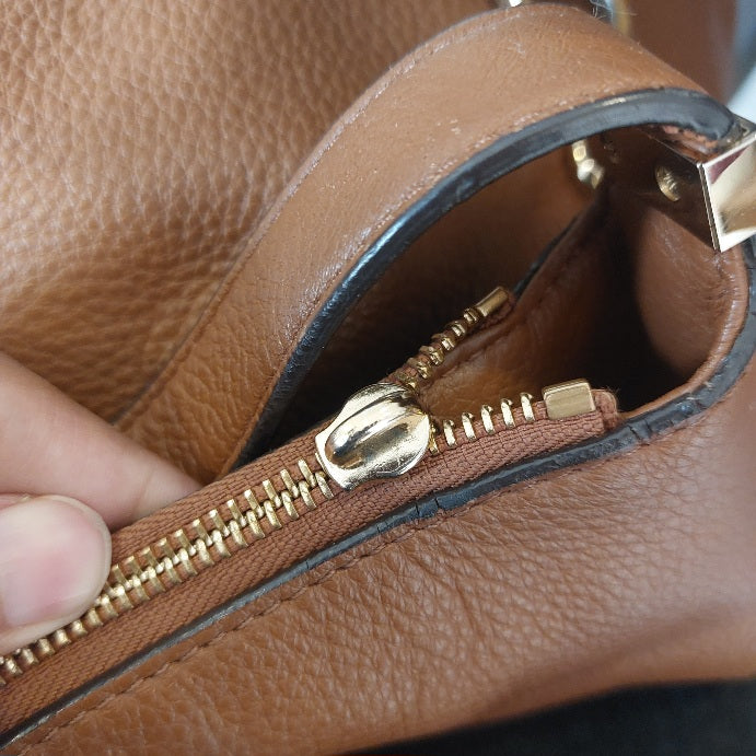 Michael Kors Brown Hobo Large Shoulder Bag | Pre Loved |