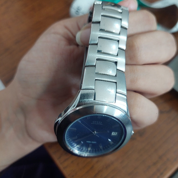 Guess Men's Blue Dial Date Window Stainless Steel G66450G Bracelet Watch | Gently Used |