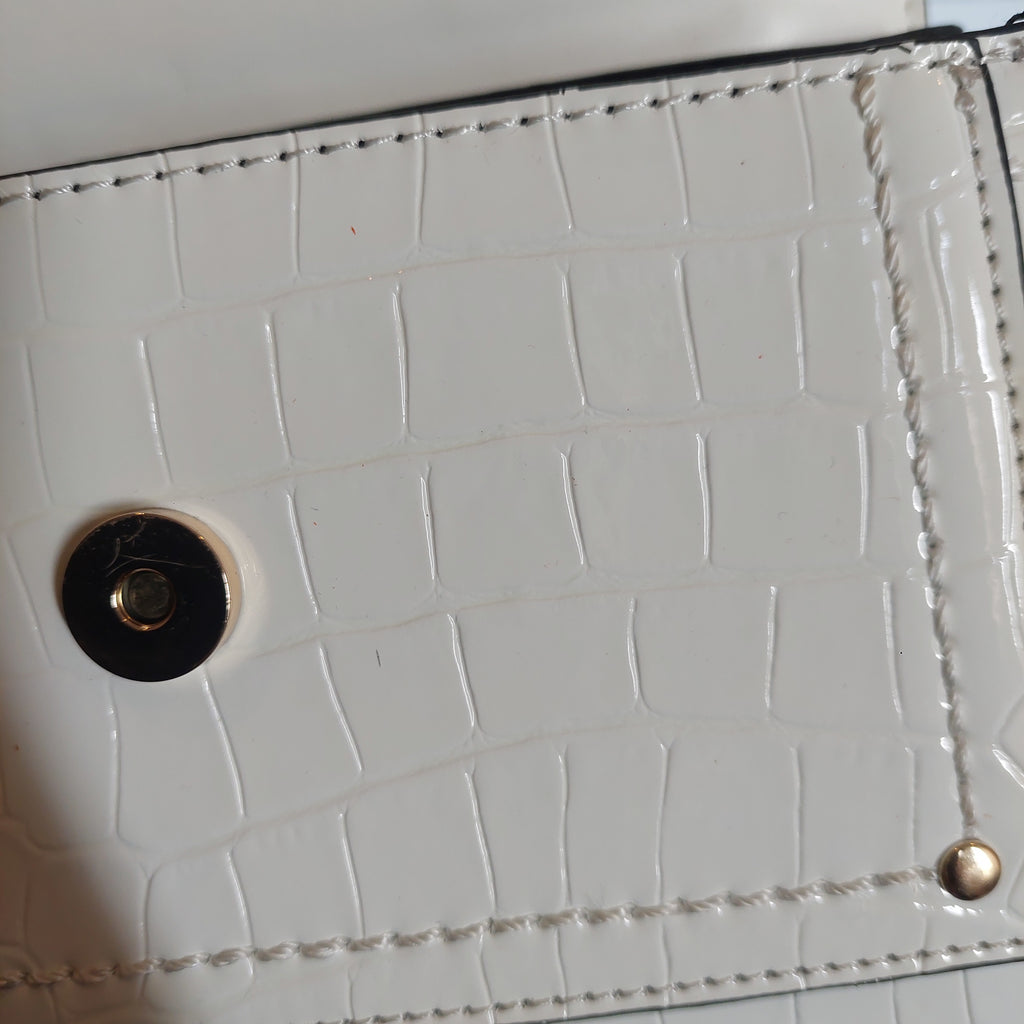 River Island White Croc Textured Faux Leather Crossbody Bag | Pre Loved |