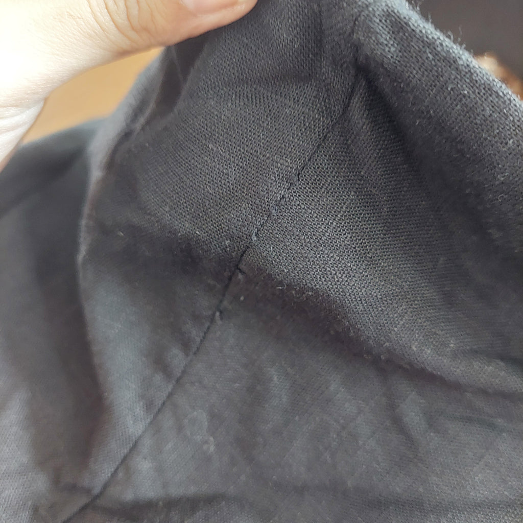 Ayesha Khurram Black Rose Embroidered Kurta | Gently Used |