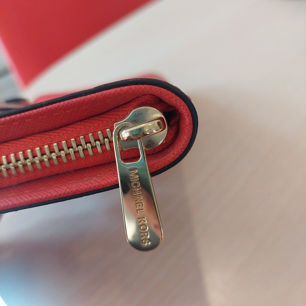 Michael Kors Red Leather Hamilton Wallet | Pre Loved |