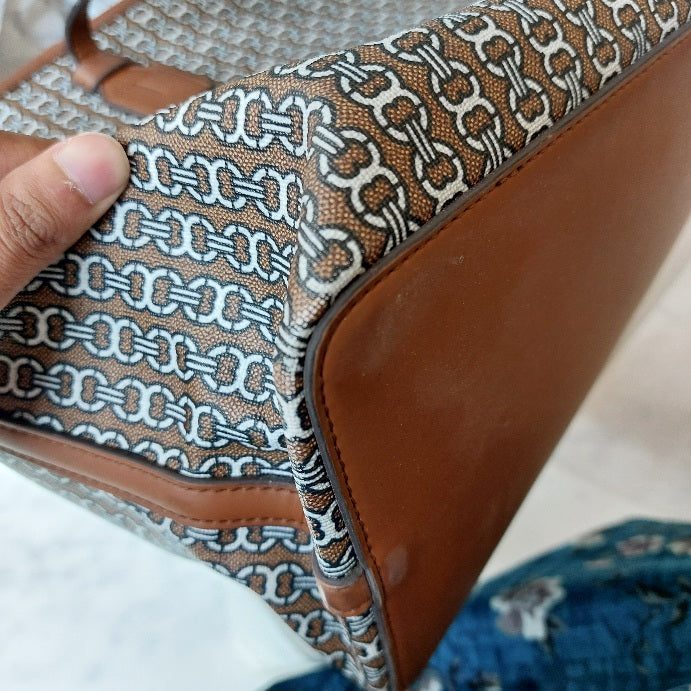 Tory Burch Light Umber Gemini Link Tote Bag | Pre Loved |