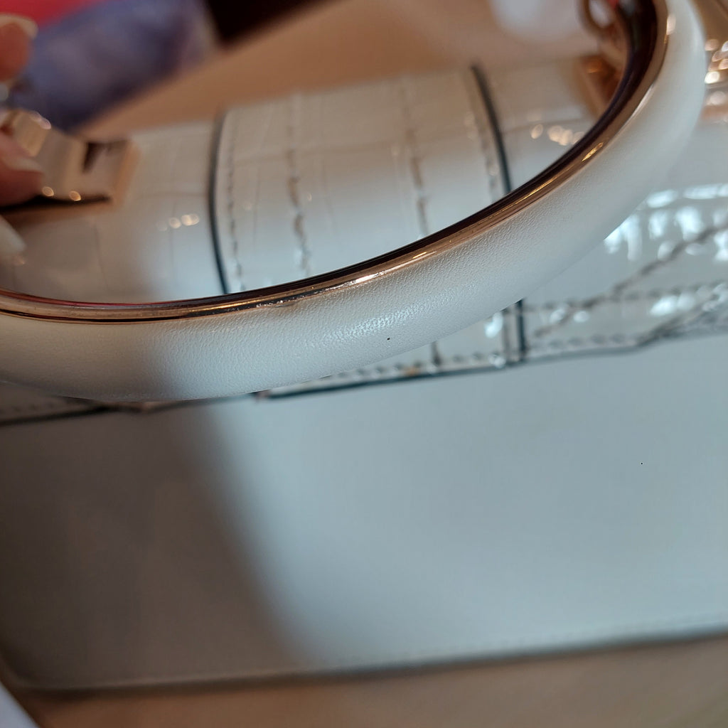 River Island White Croc Textured Faux Leather Crossbody Bag | Pre Loved |