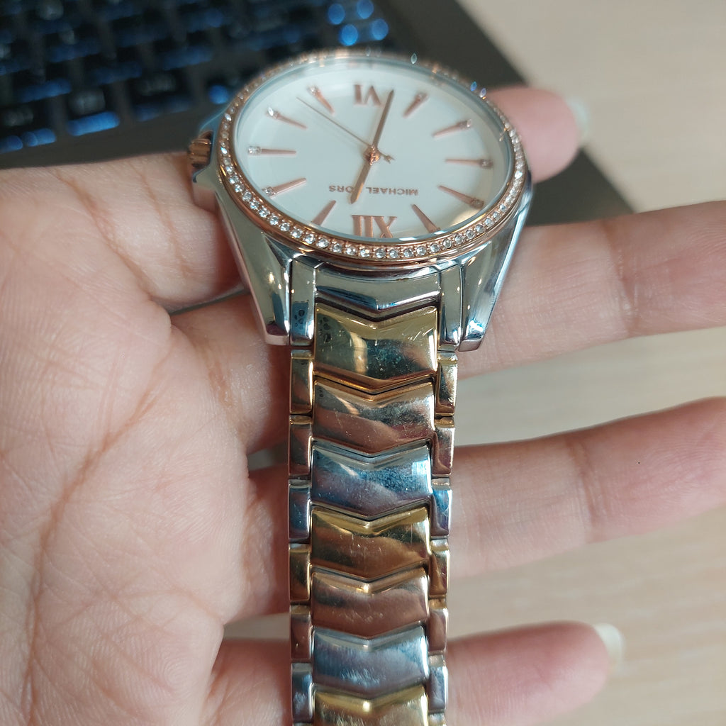 Michael Kors Stones Embellished Round Dial MK 6686 Stainless Steel Analog Watch | Gently Used |