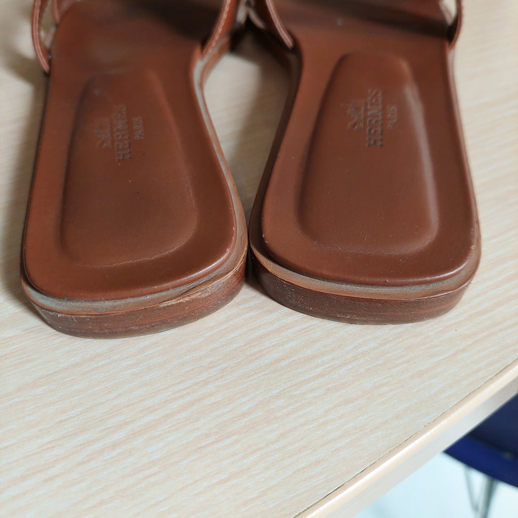 Hermes Brown Leather 'Oran' Sandals | Pre Loved |