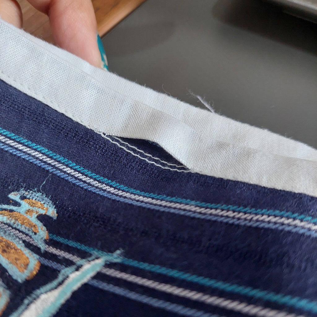 Blocked Dark Blue Striped Bee Printed Kurta | Pre Loved |
