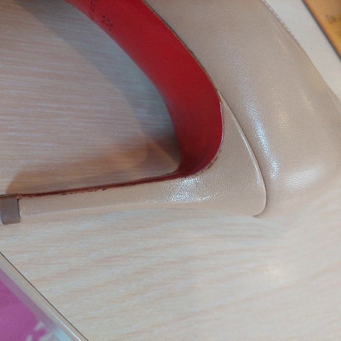 Christian Louboutin BEIGE Leather DECOLTISSIMO Heels | Gently Used |