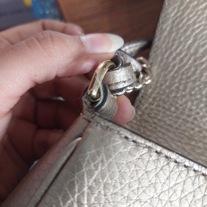 Gucci Gold Pebbled Leather Soho Chain Flap Bag | Pre Loved |