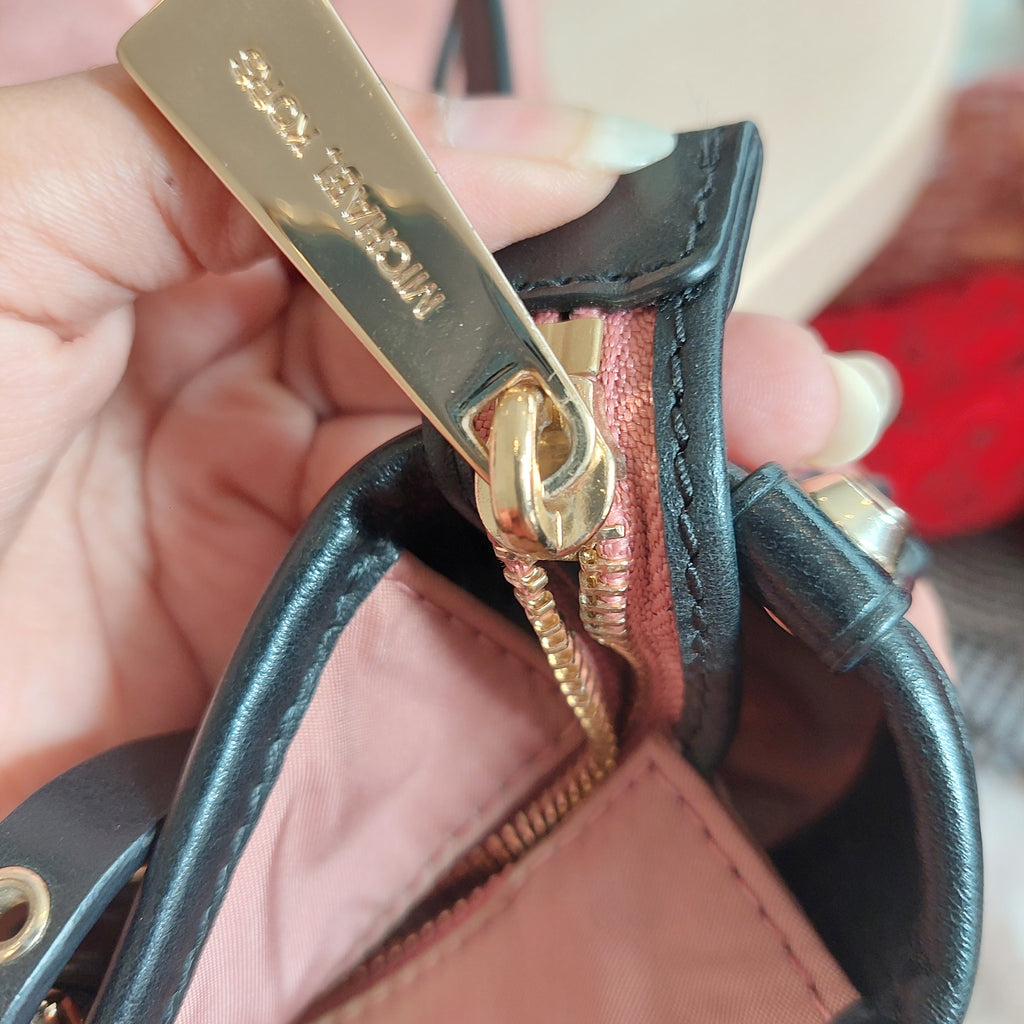 Michael Kors Pink Nylon 'Leila' Large Tote Bag | Pre Loved |