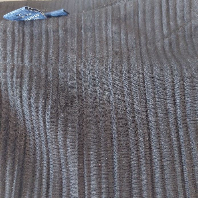 Scoop Black Pleated Cap-sleeves Maxi Dress | Gently Used |