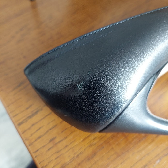 Gucci Black Leather Aneta Double Strip Pumps | Pre Loved |