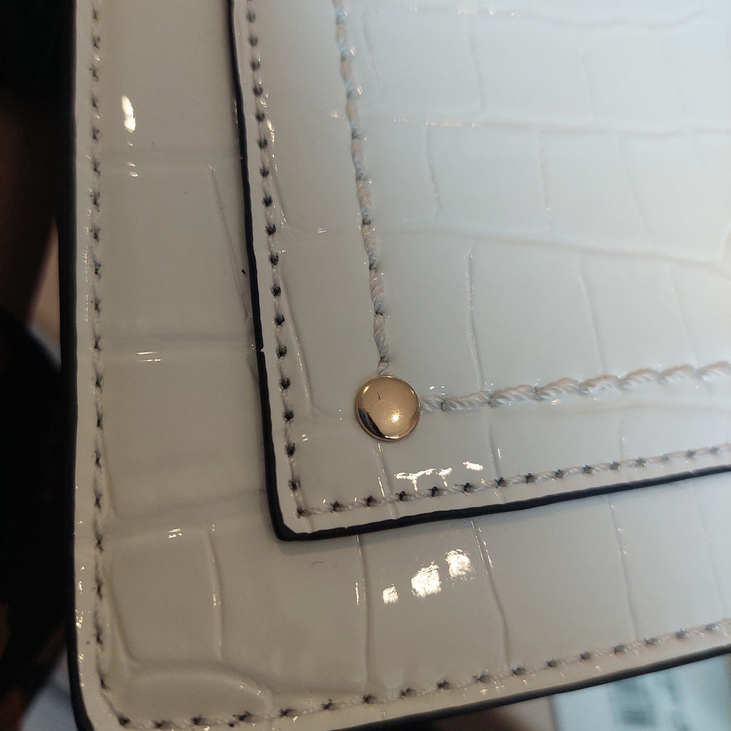 River Island White Croc Textured Faux Leather Crossbody Bag | Pre Loved |
