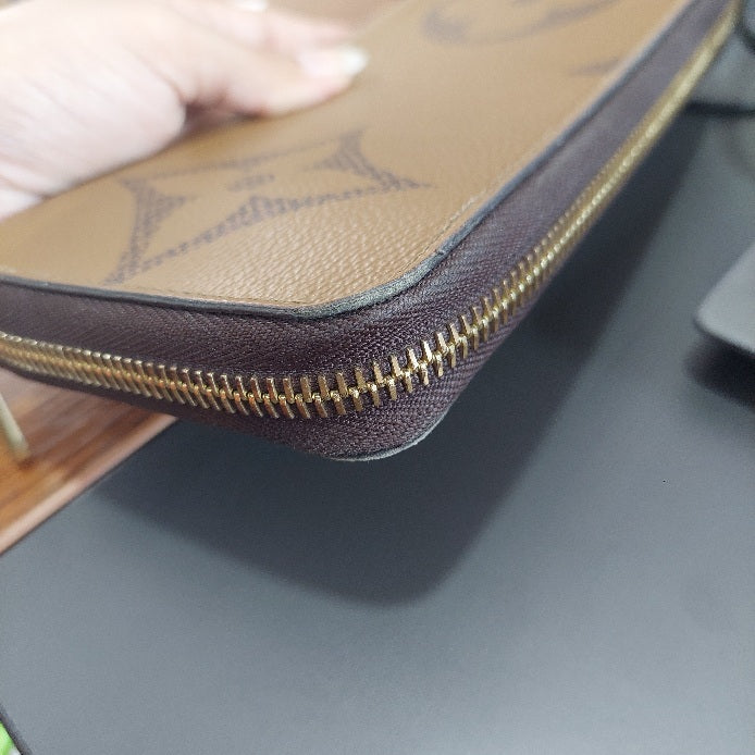 Louis Vuitton Monogram 'Zippy' Reverse Wallet | Pre Loved |