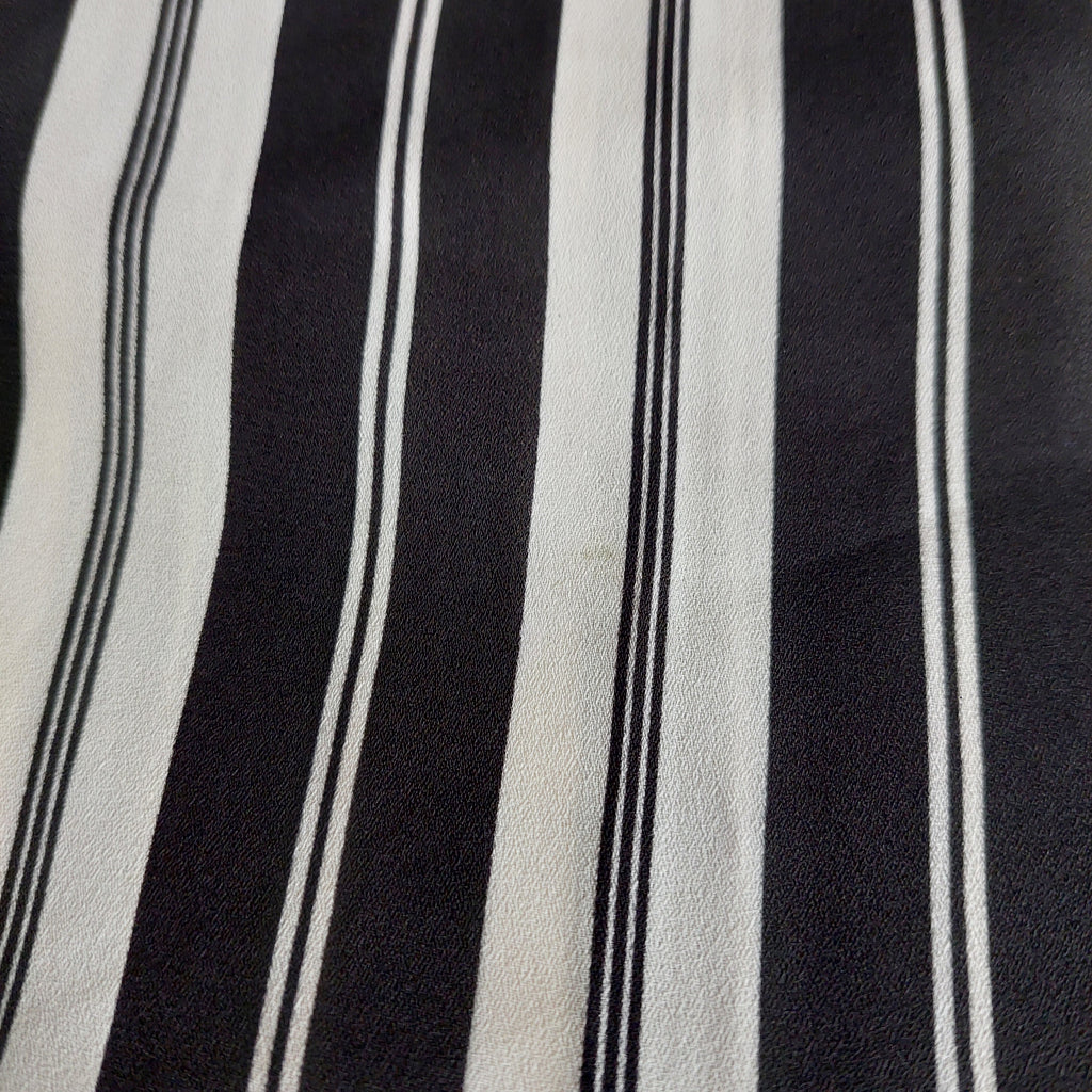 Forever 21 Black & White Striped Sleeveless Slit Dress | Pre Loved |