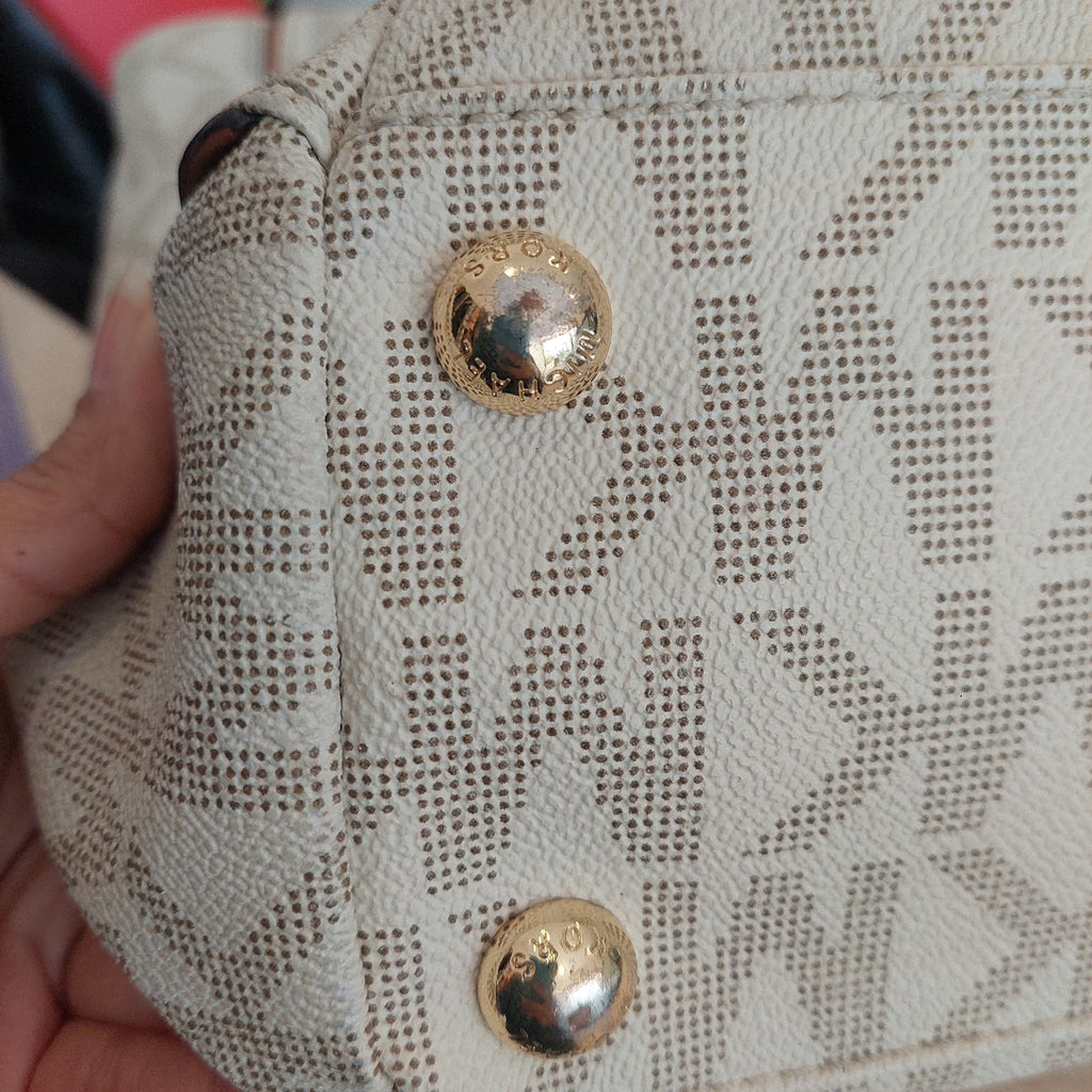 Michael Kors Vanilla Monogram Chain Tote | Pre Loved |