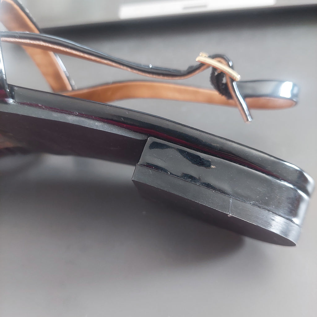 Kurt Geiger Black Patent Leather Princely Sandal | Like New |