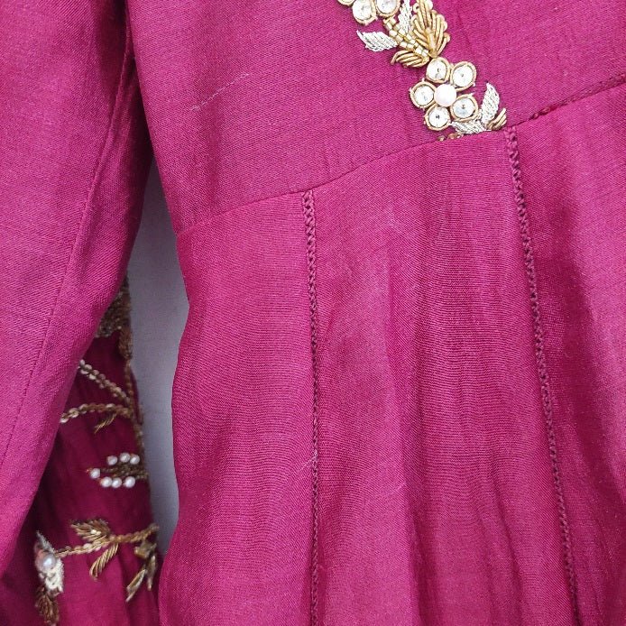 Sania Maskatiya Maroon Embellished Peshwaz with Dupatta | Pre Loved |