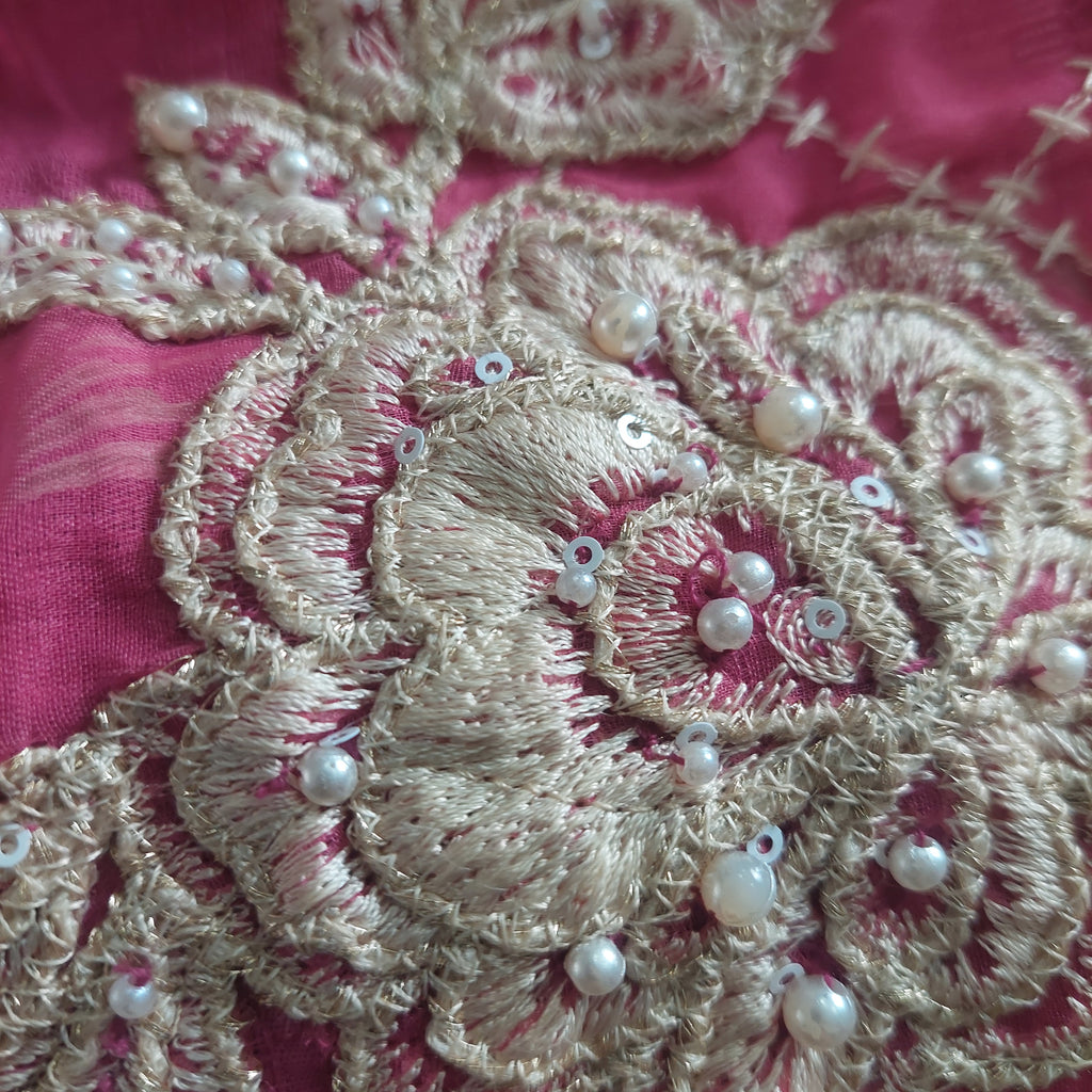 Sana Safinaz Pink Embellished & Embroidered Kurta | Brand New |