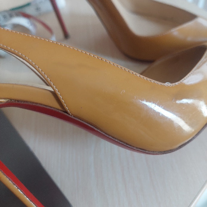 Christian Louboutin Fleuve 100 Nude Patent Leather Pumps | Pre Loved |