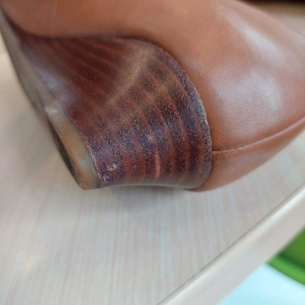 Tory Burch Brown Leather Gabriel Wedge Pumps | Pre Loved |