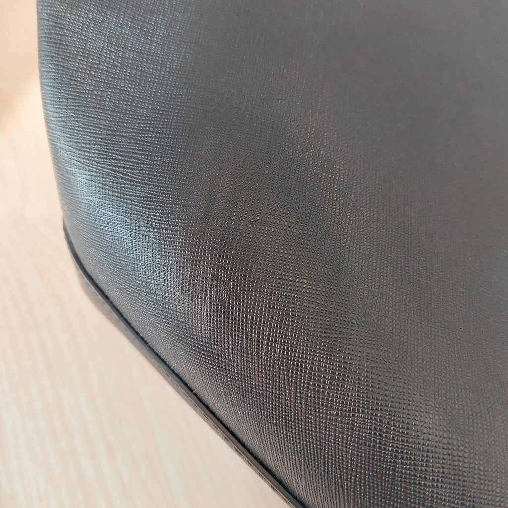 Tory Burch Black Leather Emerson Bucket Bag | Gently Used |