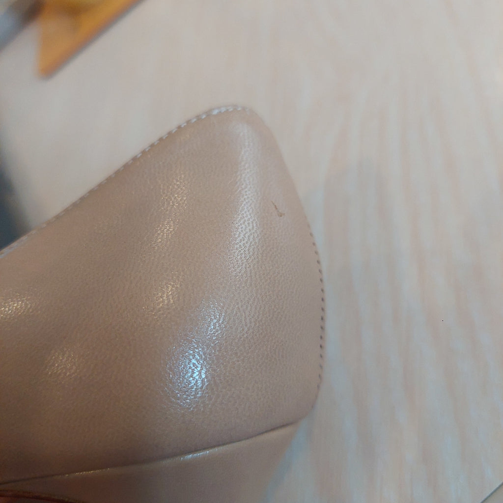 Christian Louboutin BEIGE Leather DECOLTISSIMO Heels | Gently Used |