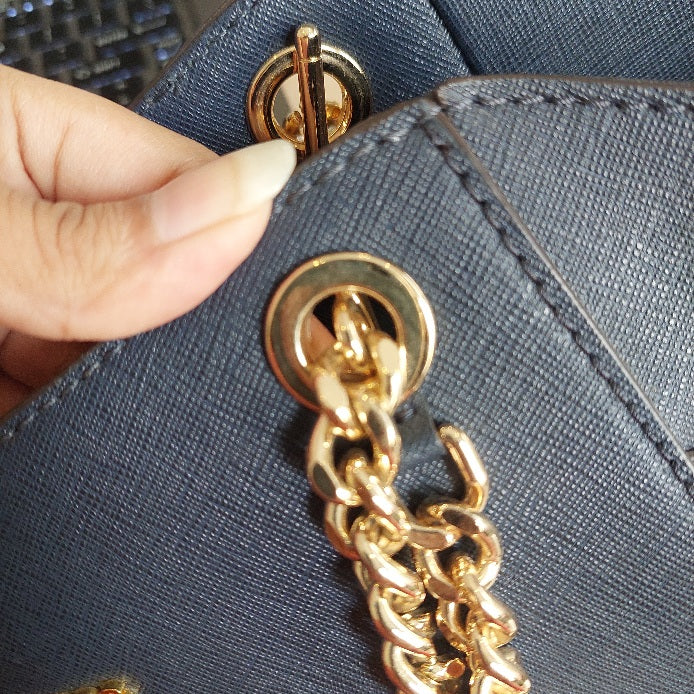 Michael Kors Navy Saffiano Leather Jet Set Large Chain Shoulder Tote Bag | Gently Used |