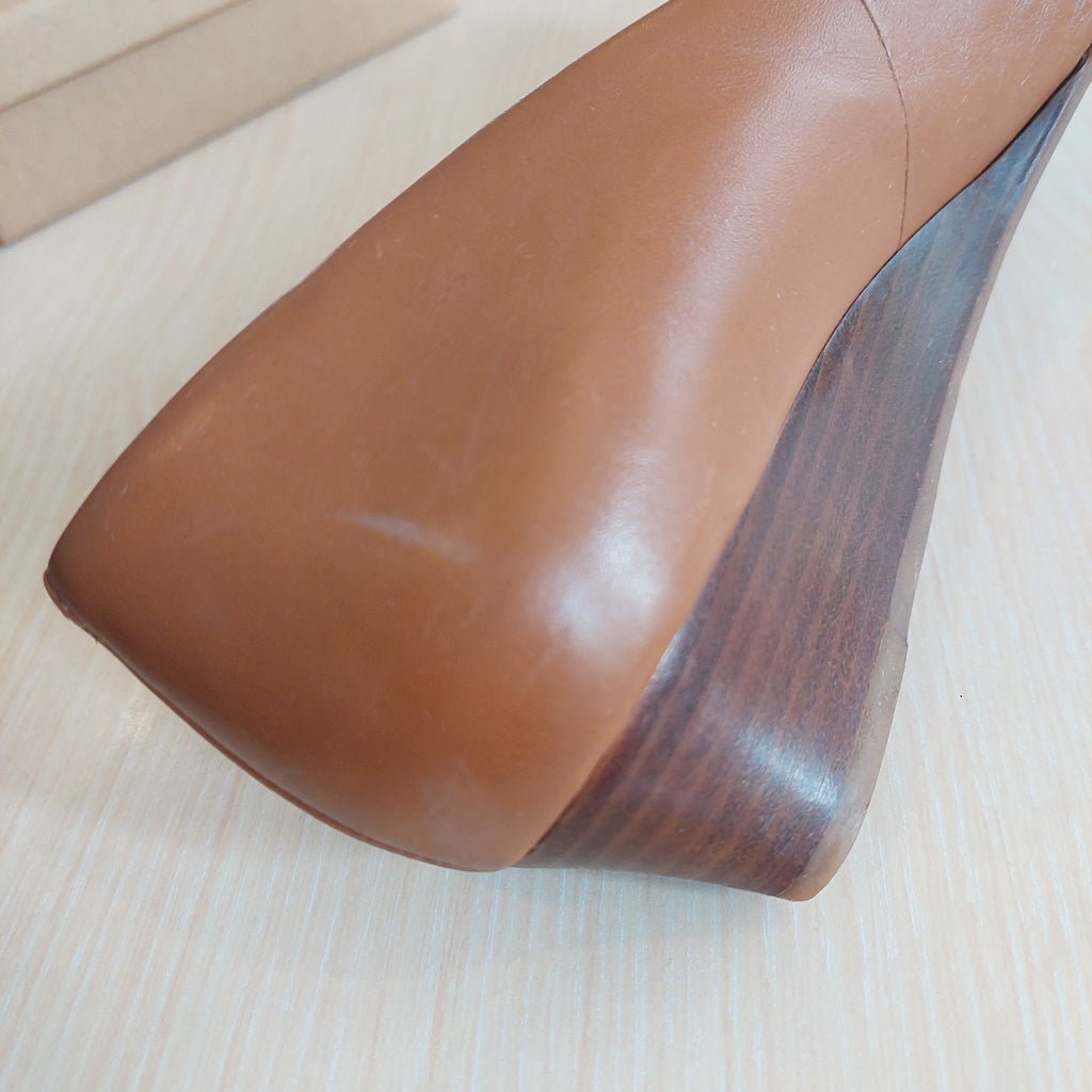 Tory Burch Brown Leather Gabriel Wedge Pumps | Pre Loved |