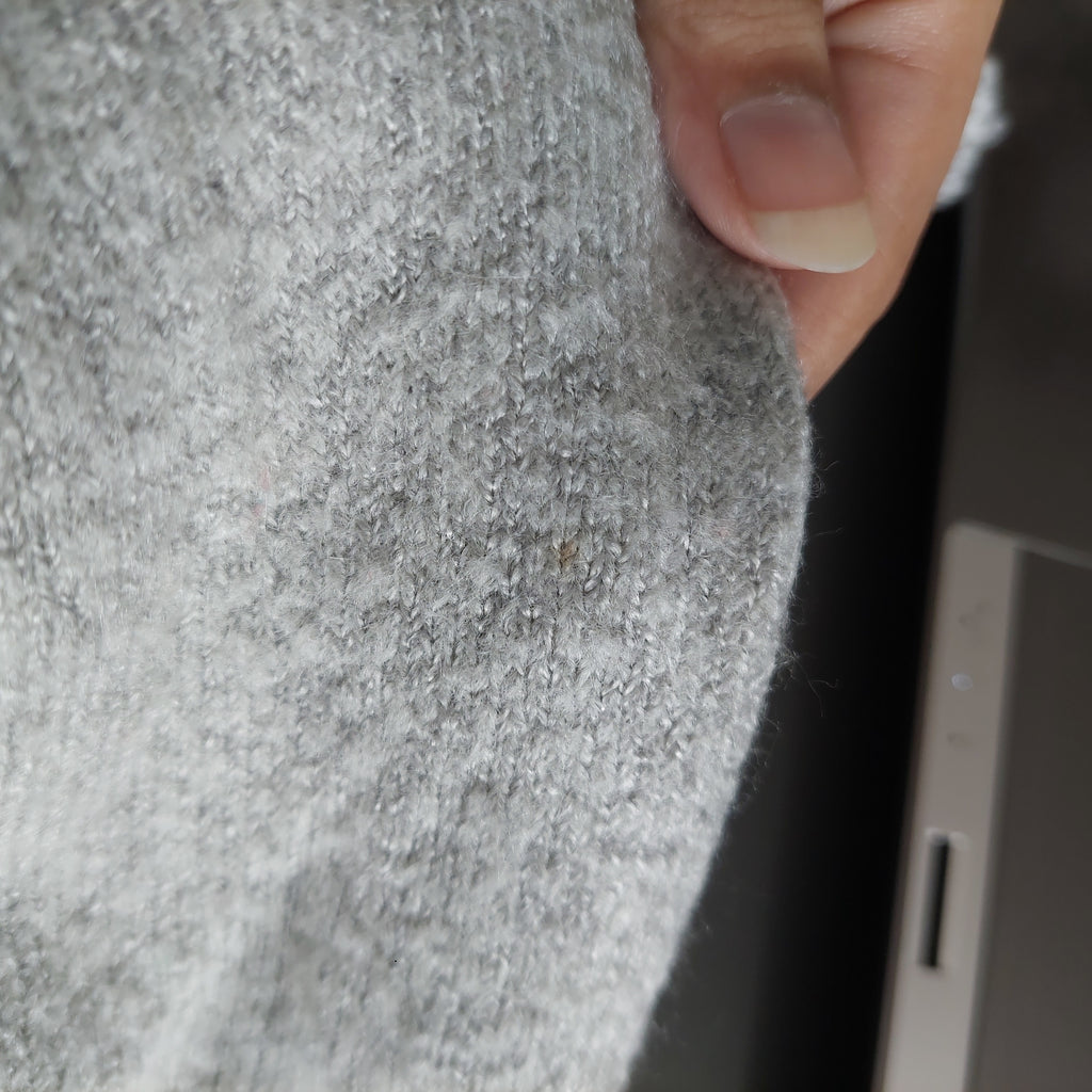 Dorothy Perkins Light Grey Penguin Sweater | Gently Used |