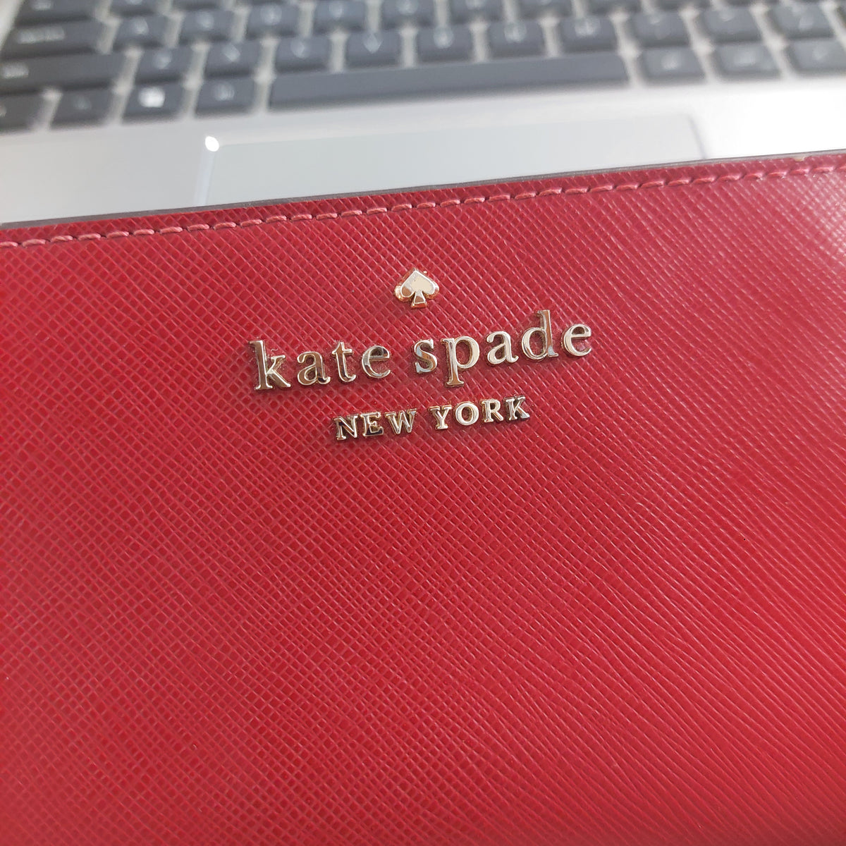 Kate Spade Red Staci Medium Compact Bifold Wallet | Pre Loved |