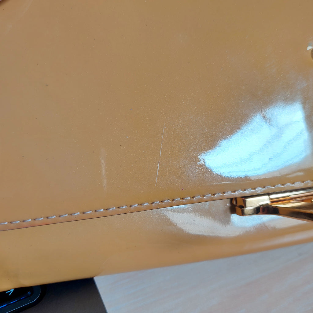 Louis Vuitton Beige Vernis Leather Louise Clutch | Pre Loved |