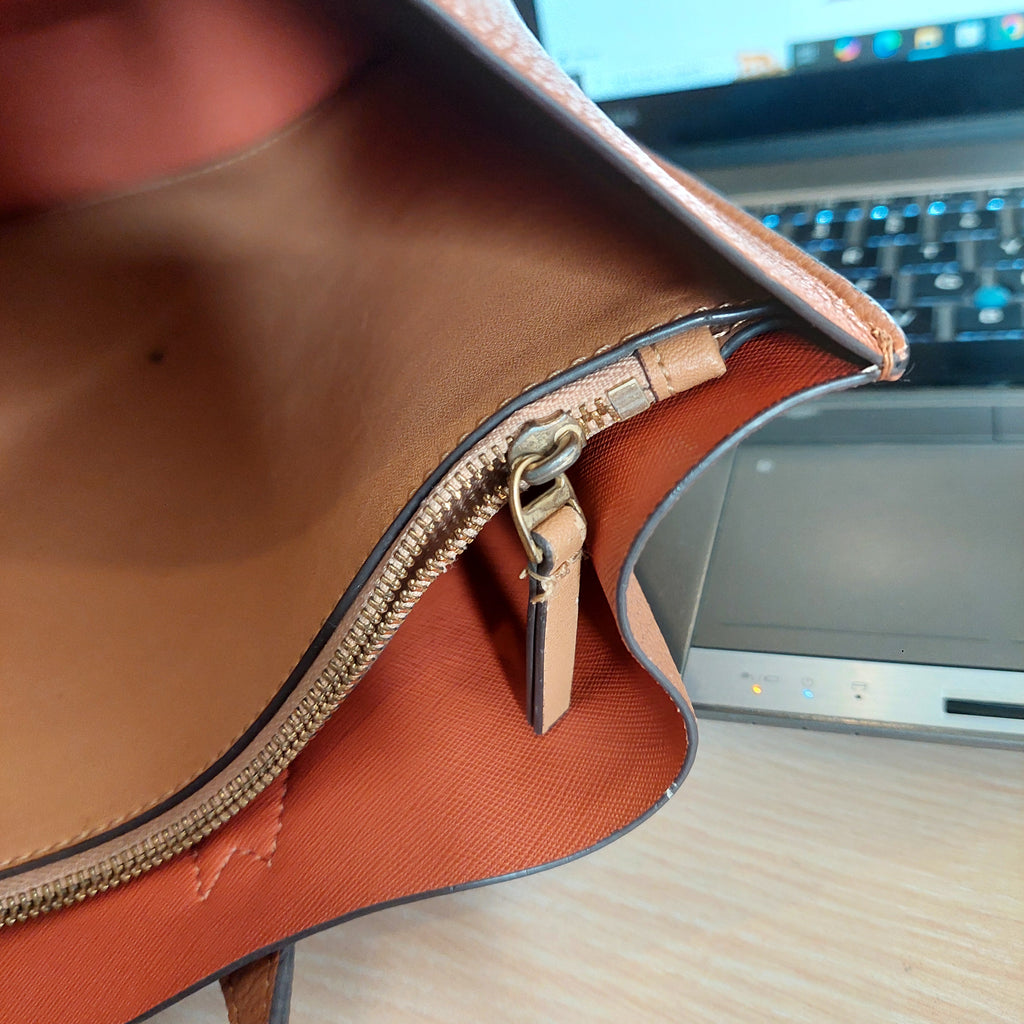 Tory Burch Brown Perry Triple Compartment Leather Tote Bag | Pre Loved |