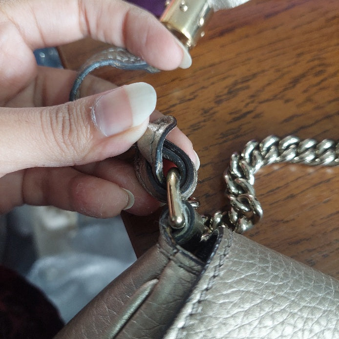 Gucci Gold Pebbled Leather Soho Chain Flap Bag | Pre Loved |