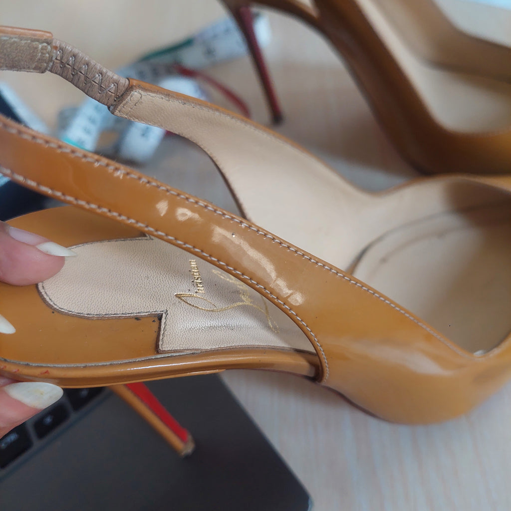 Christian Louboutin Fleuve 100 Nude Patent Leather Pumps | Pre Loved |