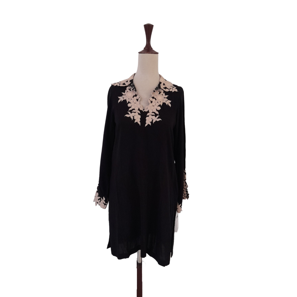 Riffat Aliani Black and Beige Lace Trim Kameez | Brand New |