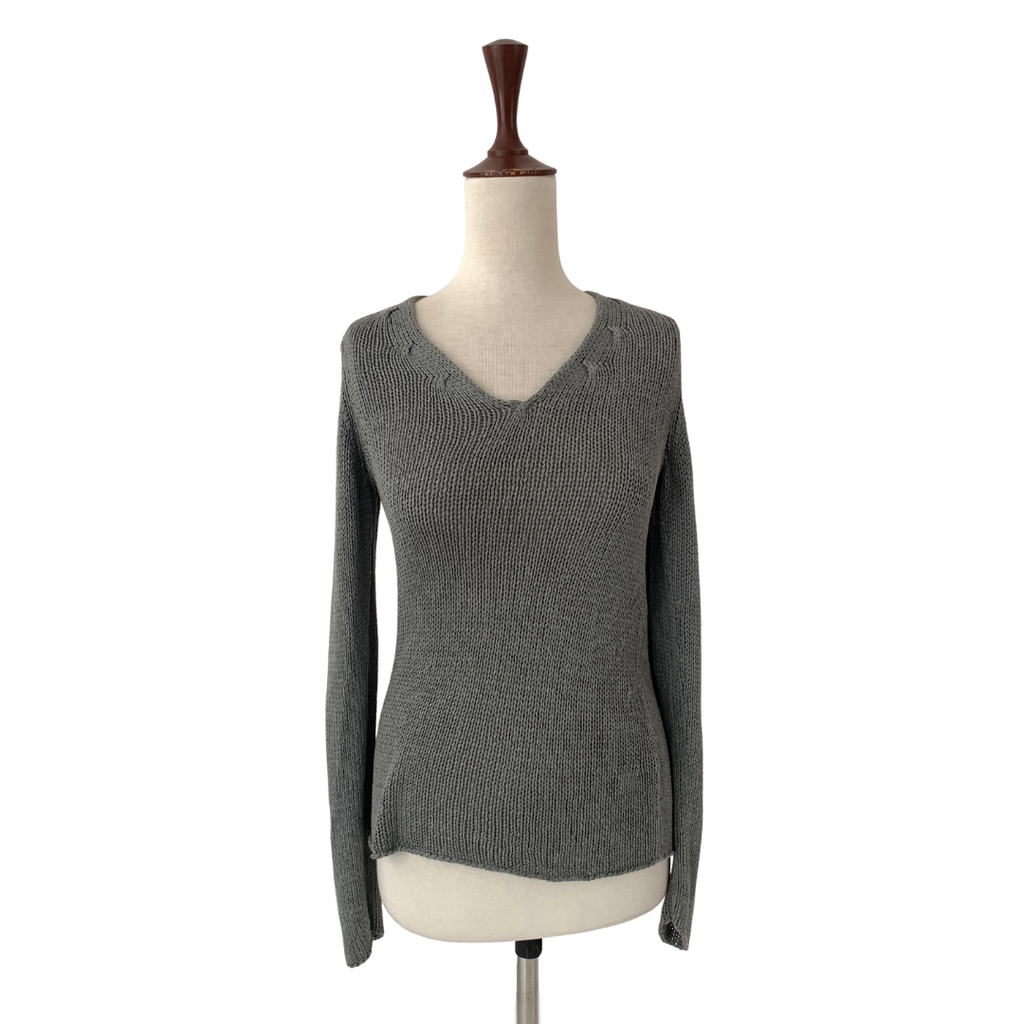 Banana Republic Grey Knit Sweater | Gently Used |
