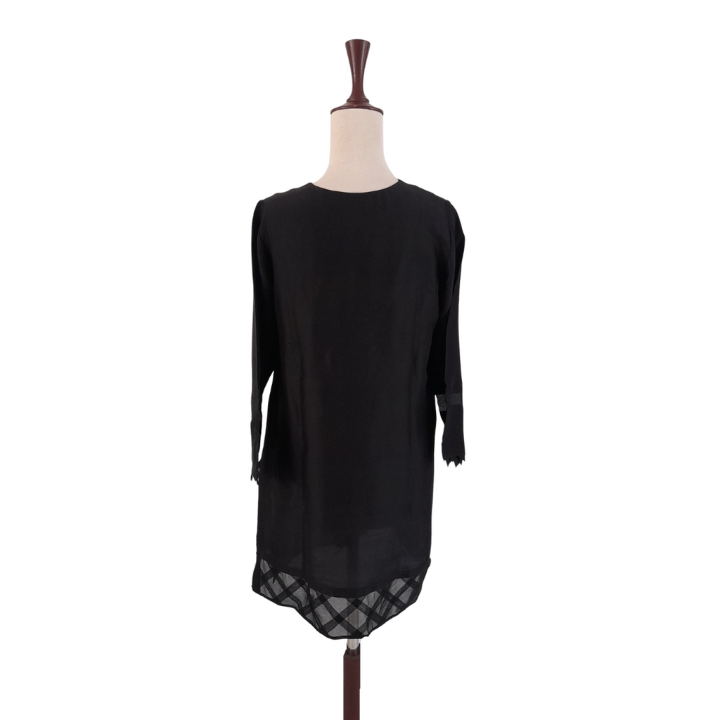 Shamsha Hashwani Black Floral Embroidered Kameez | Gently Used |