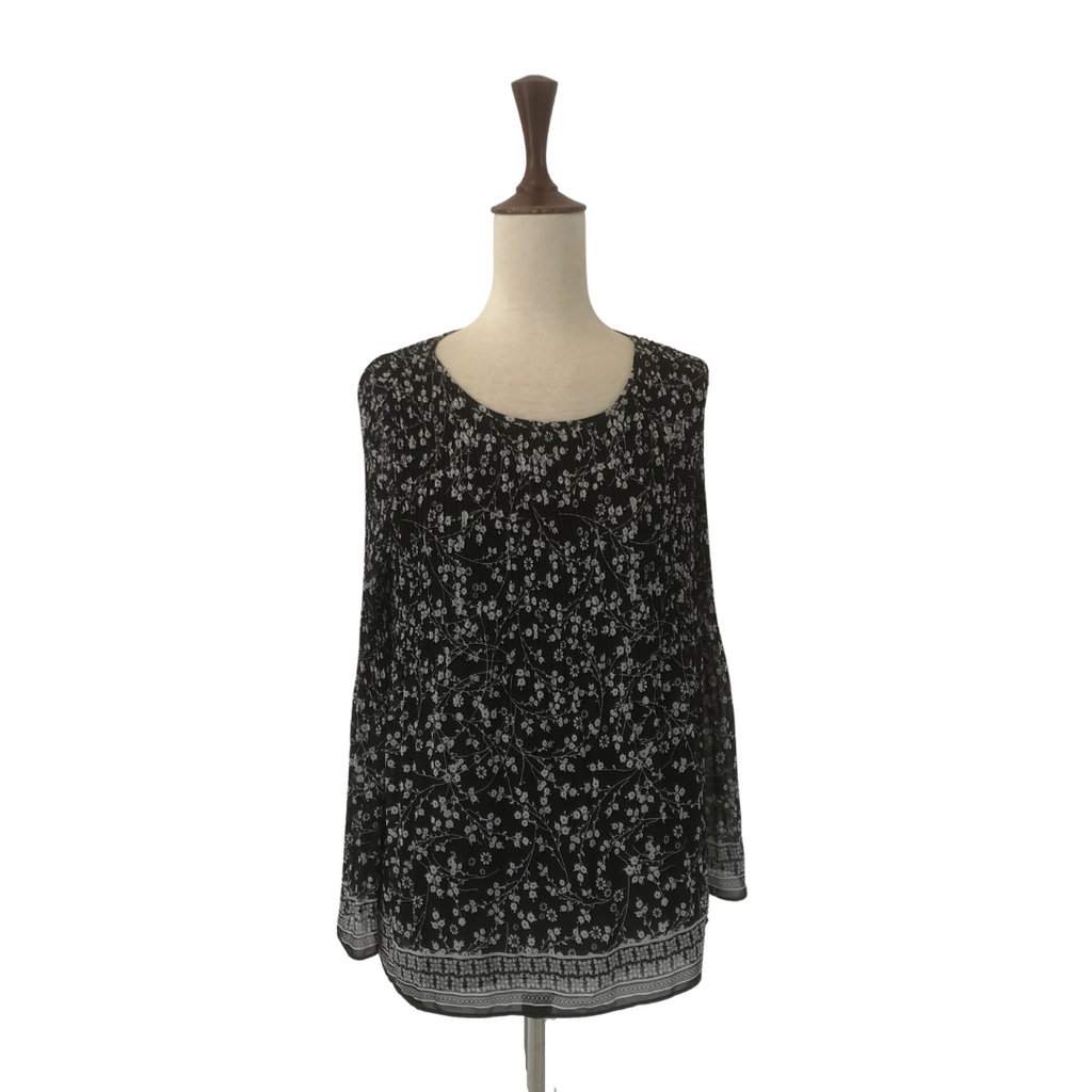 Max Studio Black & White Printed Peasant Blouse | Brand New |