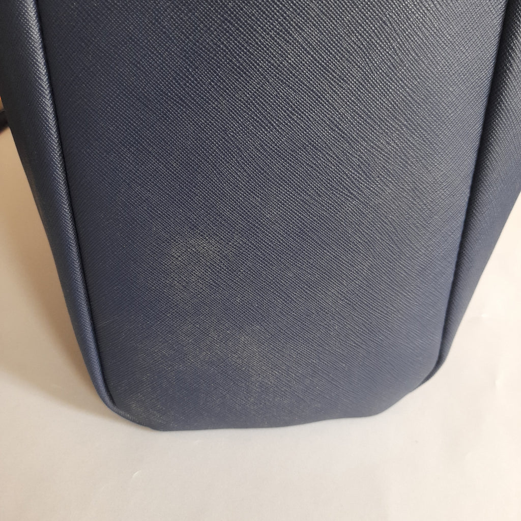 Tommy Hilfiger Navy Monogram Shoulder Bag | Pre Loved |