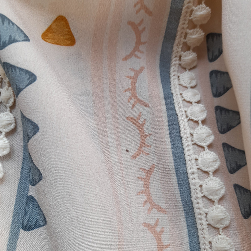 Sania Maskatiya Light Peach Digital Prink Silk Kurta | Gently Used |