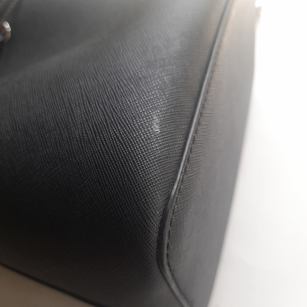 Michael Kors 'Suri' Black Leather Bucket Messenger Bag | Gently Used |