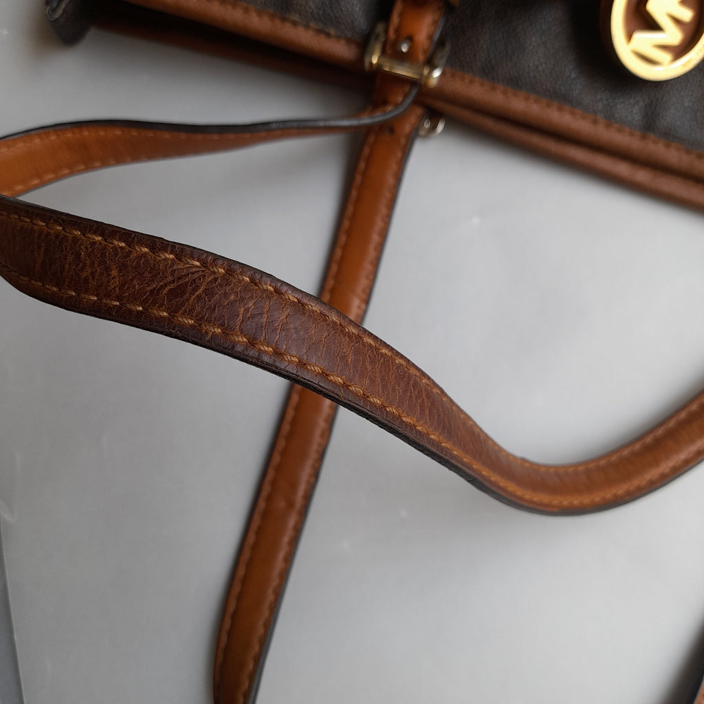 Michael Kors Monogram & Leather Shoulder Bag | Pre Loved |