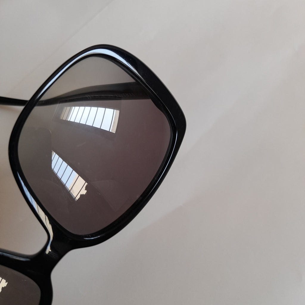 Versace Black ' 4357' Square Sunglasses | Gently Used |