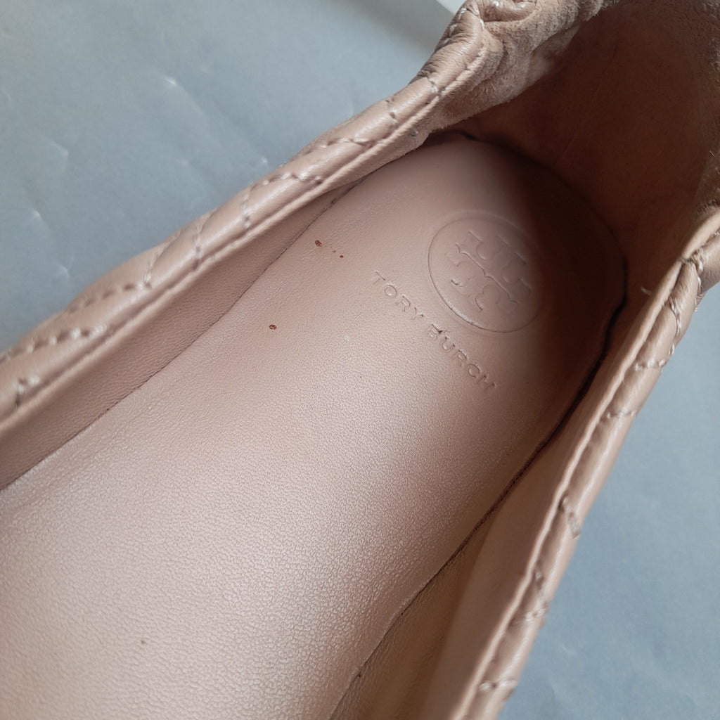 Tory Burch Nude Pink Quilted Leather 'Minnie' Ballet Flats | Pre Loved |