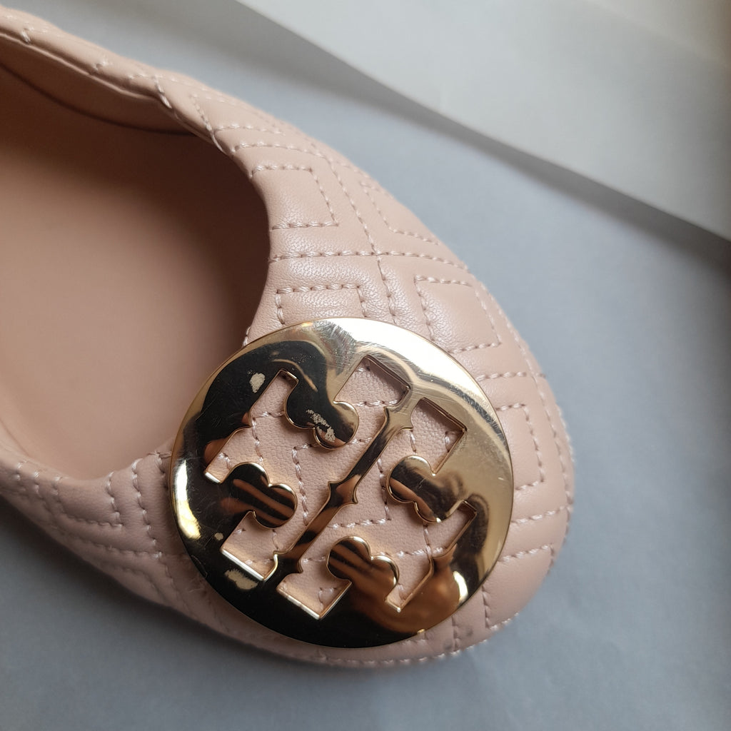 Tory Burch Nude Pink Quilted Leather 'Minnie' Ballet Flats | Pre Loved |