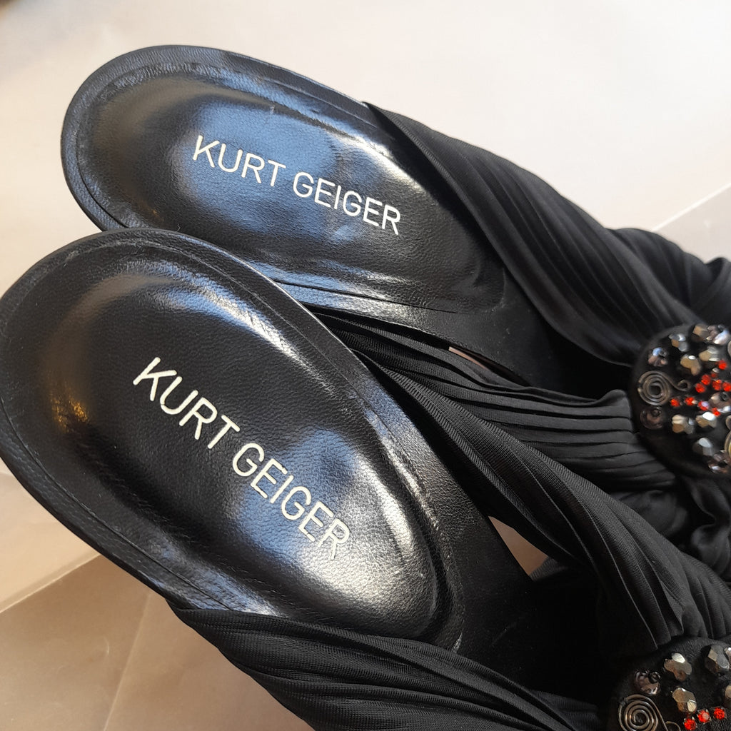 Kurt Geiger Black Pleated with Rhinestones Heels & Clutch Set | Pre Loved |
