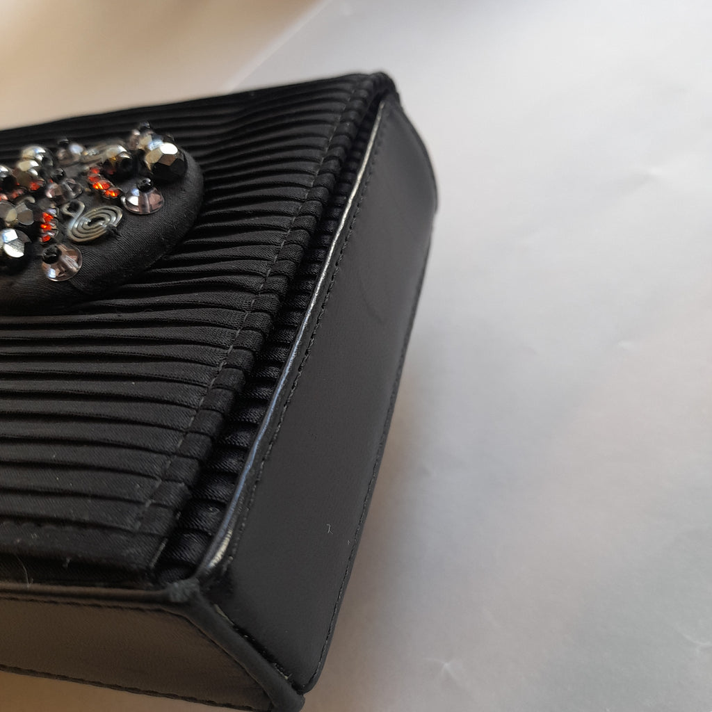 Kurt Geiger Black Pleated with Rhinestones Heels & Clutch Set | Pre Loved |