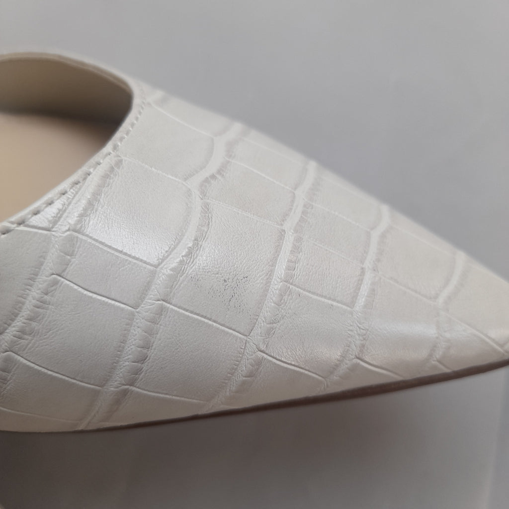 Nine West Ivory Croc Textured Pointed Block Heels | Gently Used |