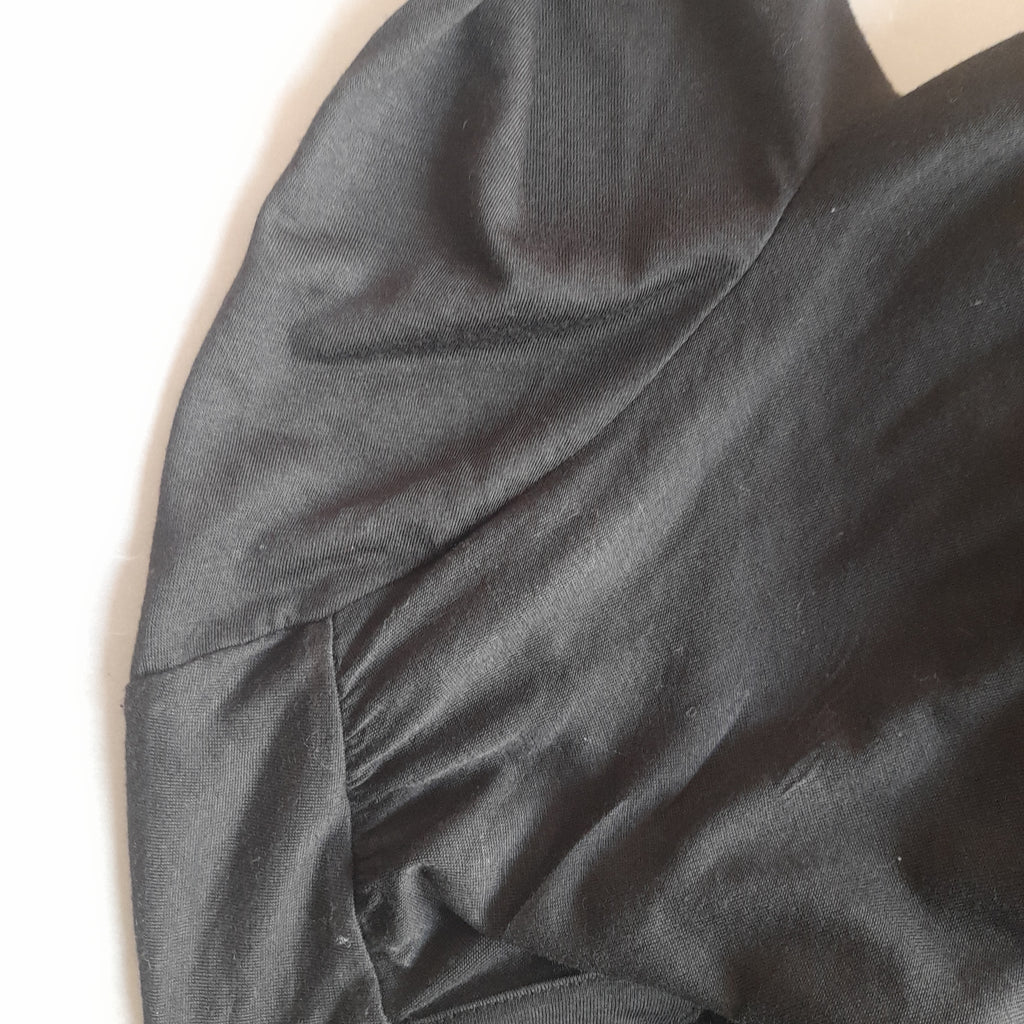 H&M Black V-neck Top | Pre Loved |