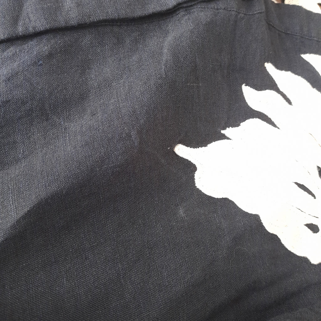 Riffat Aliani Navy Blue Kurta | Gently Used |